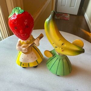 Vintage Anthropomorphic Napco Banana Strawberry Musical Fruit Ladies. Japan